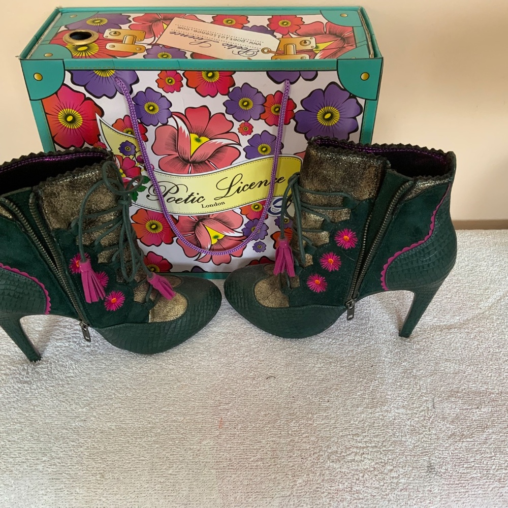 Irregular Choice poetic license size 39 Folklore - Picture 3 of 5